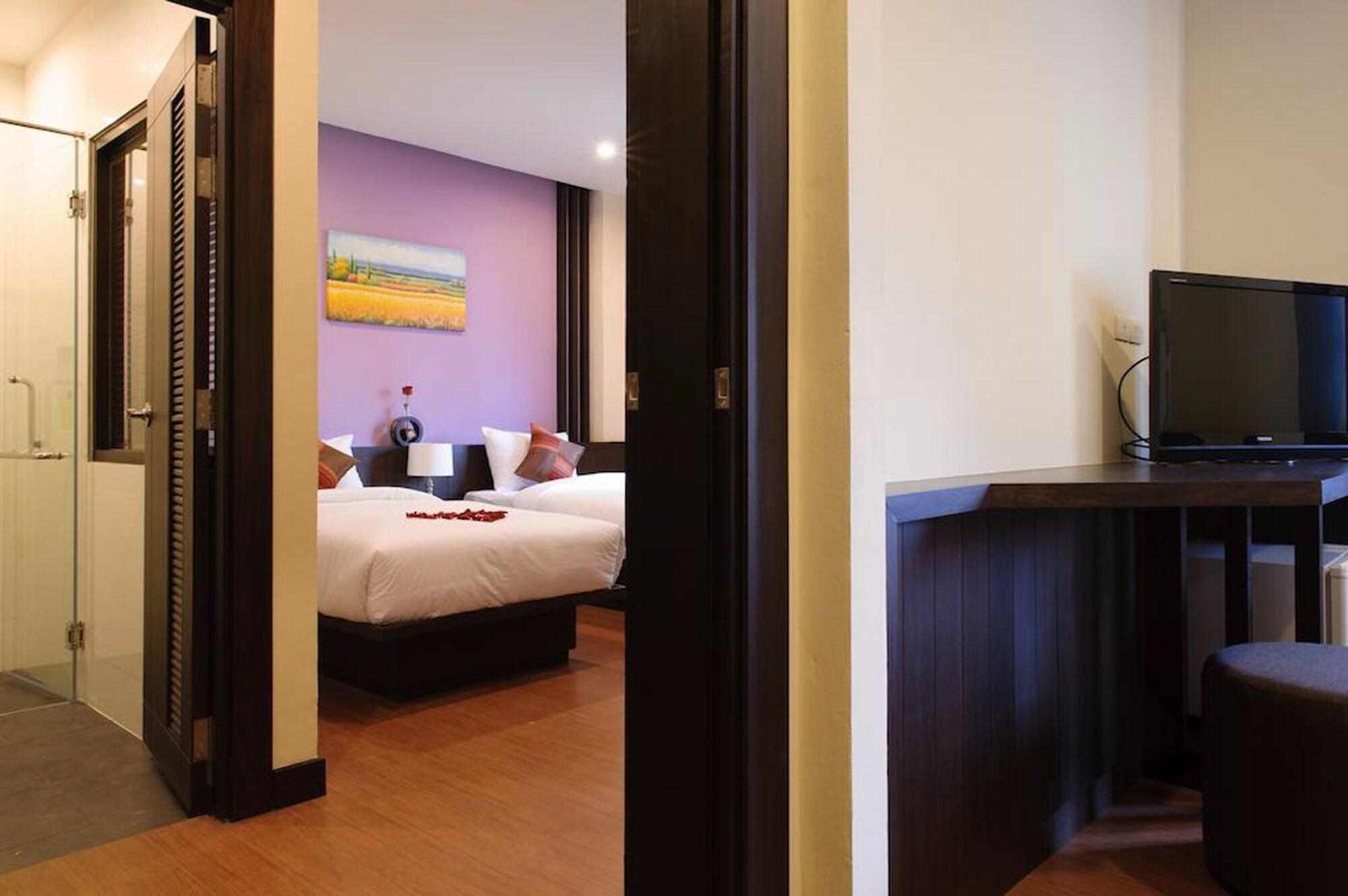 Tara Place Hotel Бангкок Экстерьер фото