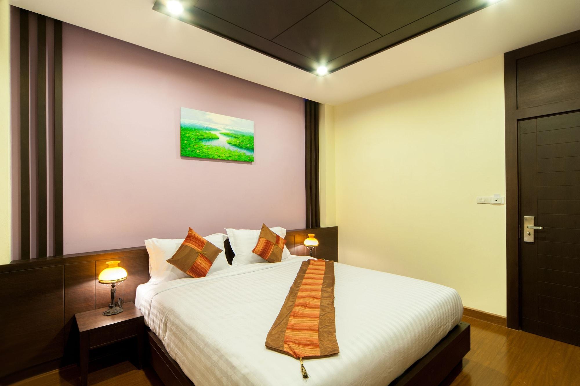 Tara Place Hotel Бангкок Экстерьер фото